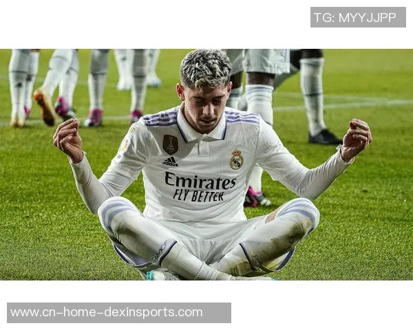 皇马官方宣告：巴尔韦德右腿受伤，休战10天退出国家队